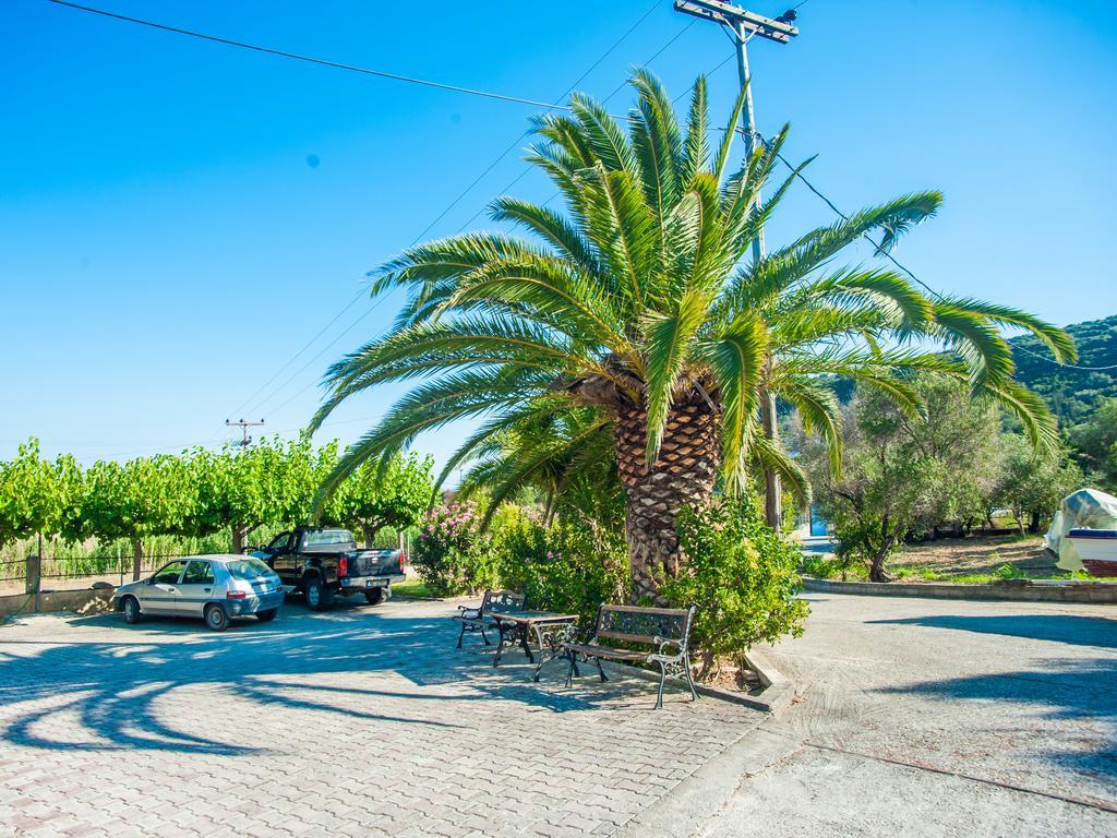 Eleni'S Studios Katelios Exterior photo